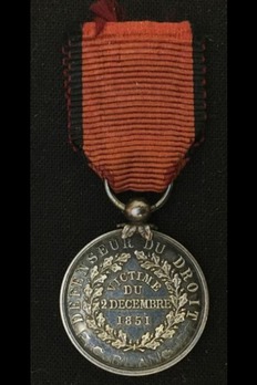 Medal for Victims, Silver Medal (stamped "GALIPE") Reverse