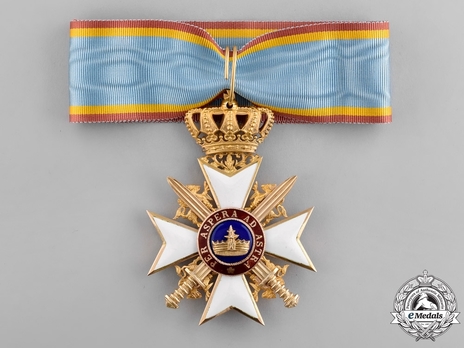 Order of the Wendish Crown, Military Division, Commander Cross (in gold) Obverse