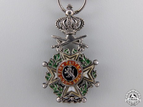 Miniature Knight (Military Division, 1832-1951) Obverse
