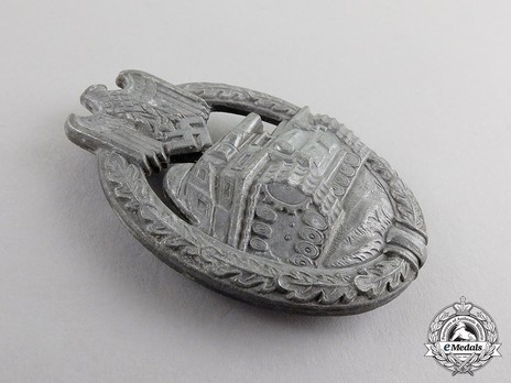 Panzer Assault Badge, in Silver, by Unknown Maker: Semi-Hollow Daisy Obverse