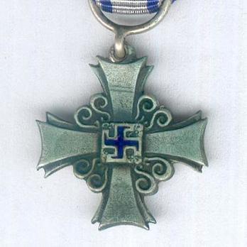 Miniature Lotta Svärd Cross of Merit Observe