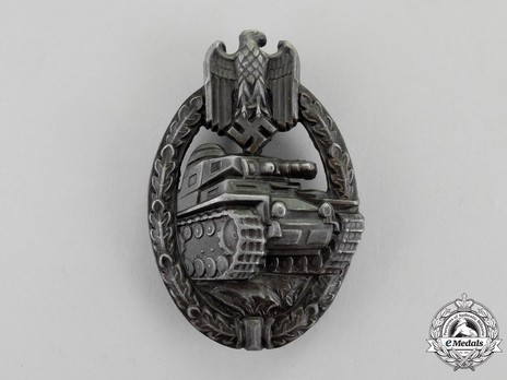 Panzer Assault Badge, in Bronze, by W. Deumer Obverse