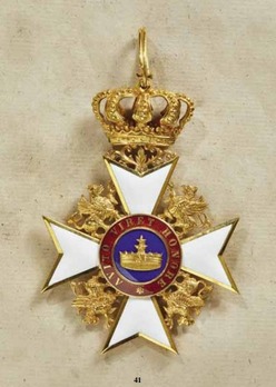 Order of the Wendish Crown, Civil Division, Commander Cross (in gold) Obverse
