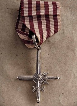 Sword Cross in Silver Reverse