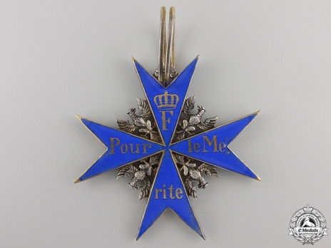 Pour le Mérite, Cross (First World War version, in silver gilt) Obverse