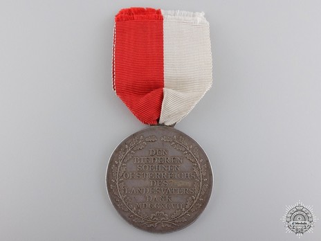 Small Silver Medal Reverse