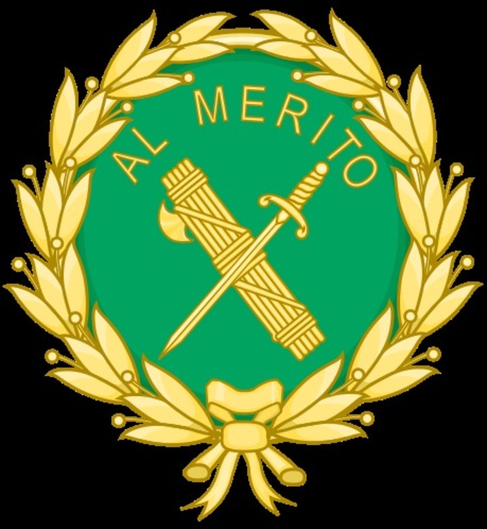 459px badge of the order of guardia civil merit.svg