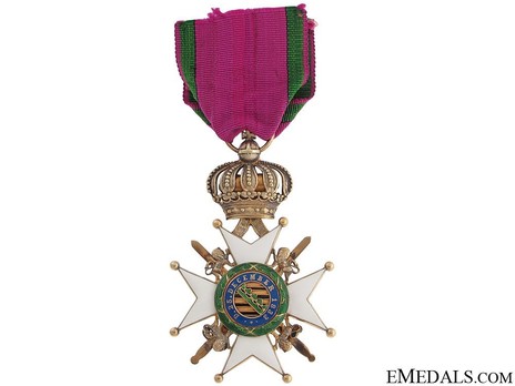House Order of Saxe-Ernestine, Type II, Military Division, I Class Knight (in silver gilt) Obverse