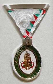 Distinguished Service Decoration in Silver Obverse