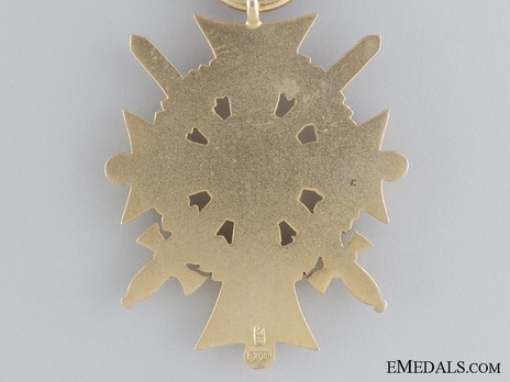 Dukely Order of Henry the Lion, I Class Merit Cross with Swords (in silver gilt) Reverse