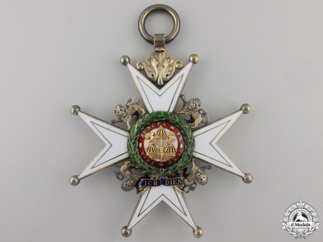 Grand Cross (with Silver-gilt and Gold) Obverse