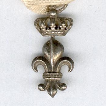 Silver Fleur-de-Lys (with crown) Obverse