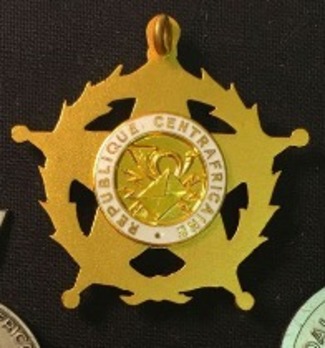 Order of Postal Merit, Knight Reverse