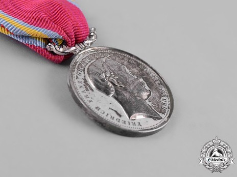 Civil Merit Medal, Type VI Obverse