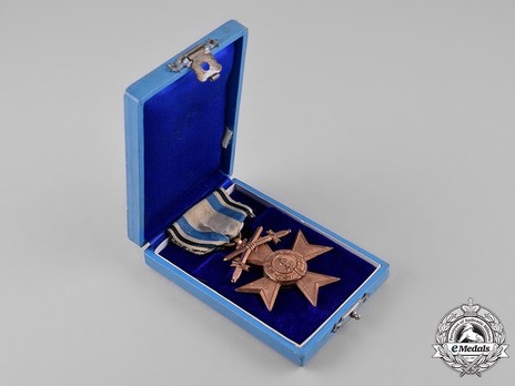 Order of Military Merit, Military Division, III Class Military Merit Cross Case of Issue Interior