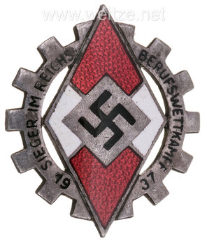 National Trade Competition Victors' Badge, Type I (1937) Obverse