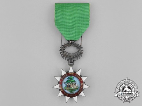 Order of the Pioneers of Liberia, Knight Obverse