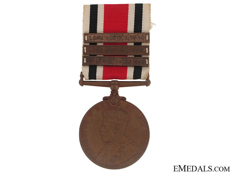 Bronze Medal (with "THE GREAT WAR 1914-18" clasp and 2 "LONG SERVICE" clasps, with King George V crowned effigy) Obverse