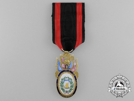 Gold Medal (with trophy of arms) Obverse