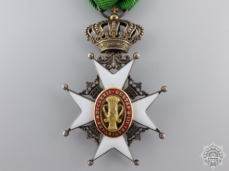 I Class Knight (with silver gilt, 1860-1975) Reverse