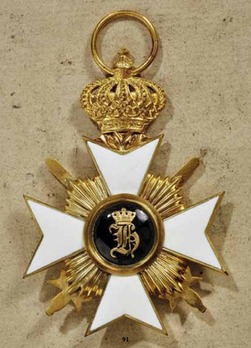 Princely Honour Cross, Military Division, II Class Cross (with crown, in gold) Reverse