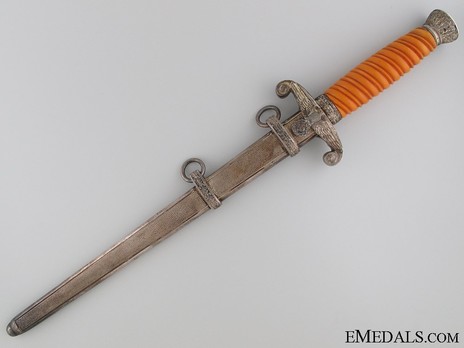 German Army E. & F. Hörster-made Early Version Officer’s Dagger Obverse in Scabbard