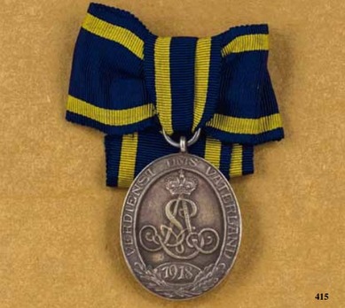Anna-Luise Merit Medal Obverse