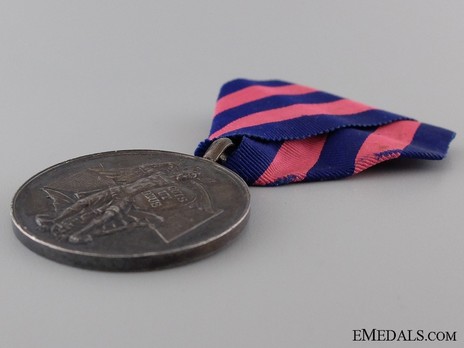 Royal Order of Merit of St. Michael, Silver Medal Obverse