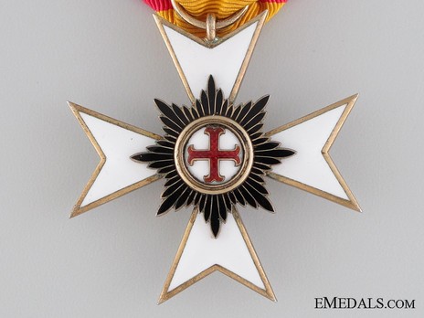 Order of Merit, Civil Division, III Class Cross Obverse