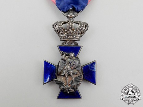Royal Order of Merit of St. Michael, IV Class Cross (with crown) Obverse