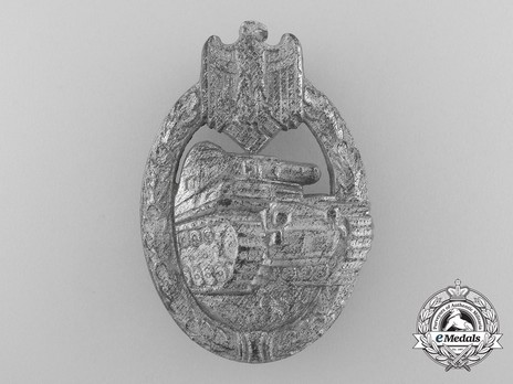 Panzer Assault Badge, in Silver, by Hymmen Obverse