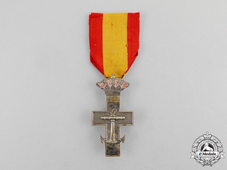 Silver Cross (white distinction) Obverse