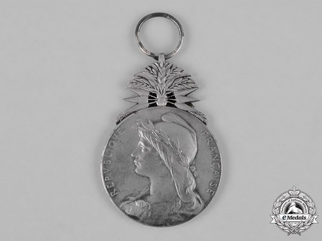 Madagascar Merit Medal, Type I, II Class Obverse