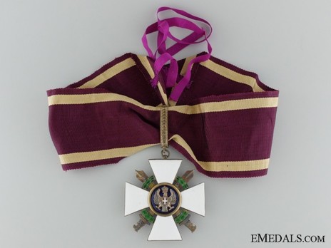 Order of the Roman Eagle, Grand Officer's Cross (with wreath and swords) Obverse