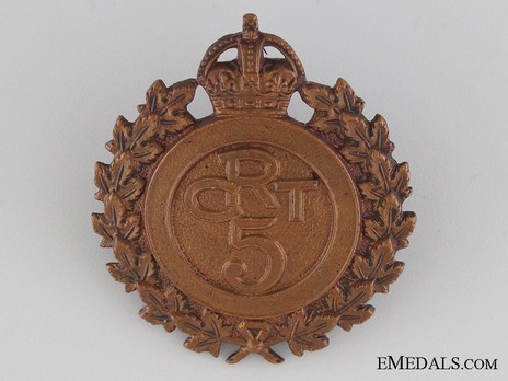 5th Battalion Railway Troops Other Ranks Cap Badge (with Wreath) Obverse