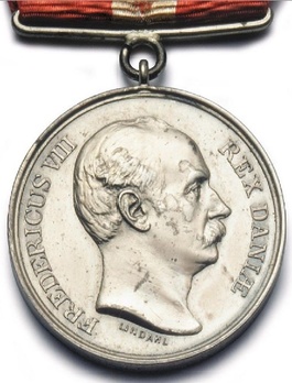 King Frederick VIII's Memorial Medal in Silver Obverse