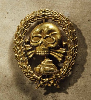 Legion Condor Tank Badge, in Gold Obverse