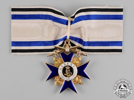 Order of Military Merit, Military Division, II Class Cross (without crown) Obverse