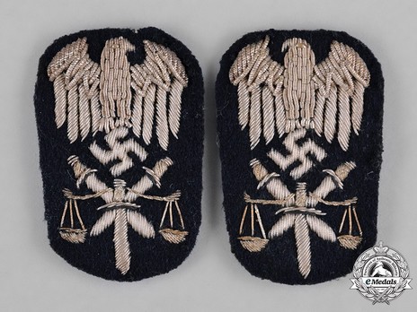 Kriegsmarine Officials' High Career Judicial Insignia Obverse