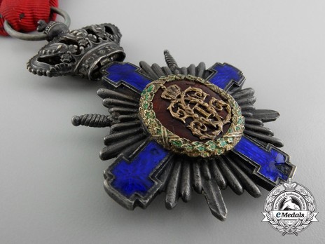 The Order of the Star of Romania, Type I, Military Division, Knight's Cross (wartime) Reverse