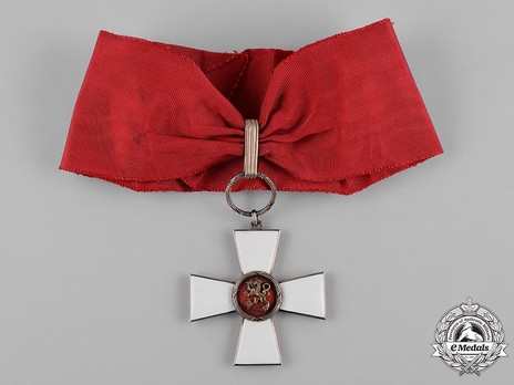 Order of the Lion of Finland, Civil Division, Commander Obverse
