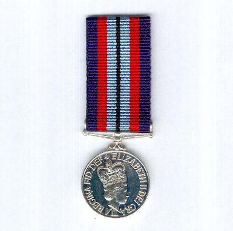 Miniature new zealand armed forces award obverse2