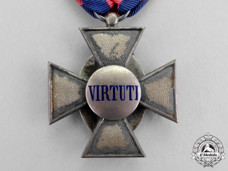 Royal Order of Merit of St. Michael, Merit Cross (without crown) Reverse