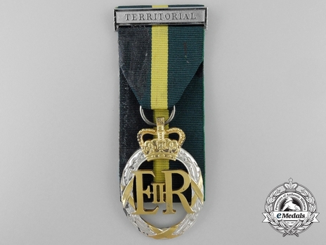 Decoration (for Territorial Forces, with EIIR cypher) Obverse