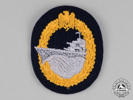 Destroyer War Badge, in Cloth Obverse