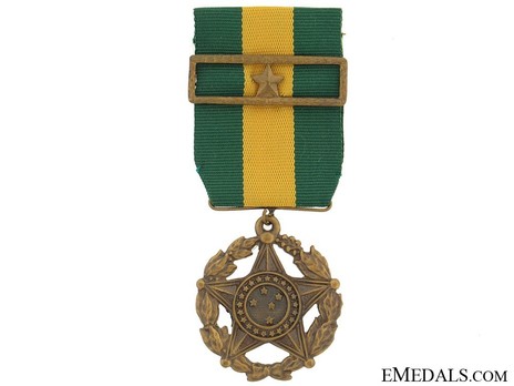 Military Long Service Medal, Bronze Medal Obverse