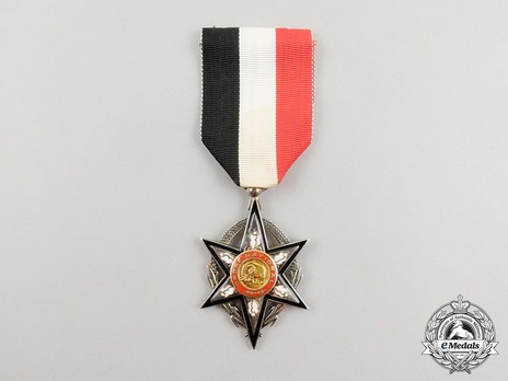 Order of Merit, Knight Obverse