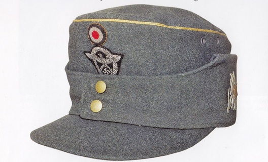 German Police General's Visored Field Cap Obverse