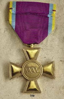 Long Service Cross for Officers for 35 Years (in gold) Obverse