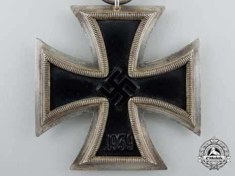 Iron Cross II Class, by F. Reischauer, #132 Obverse
